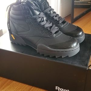 Reebok x GIGI HADID Freestyle HI Nova Ripple shoes